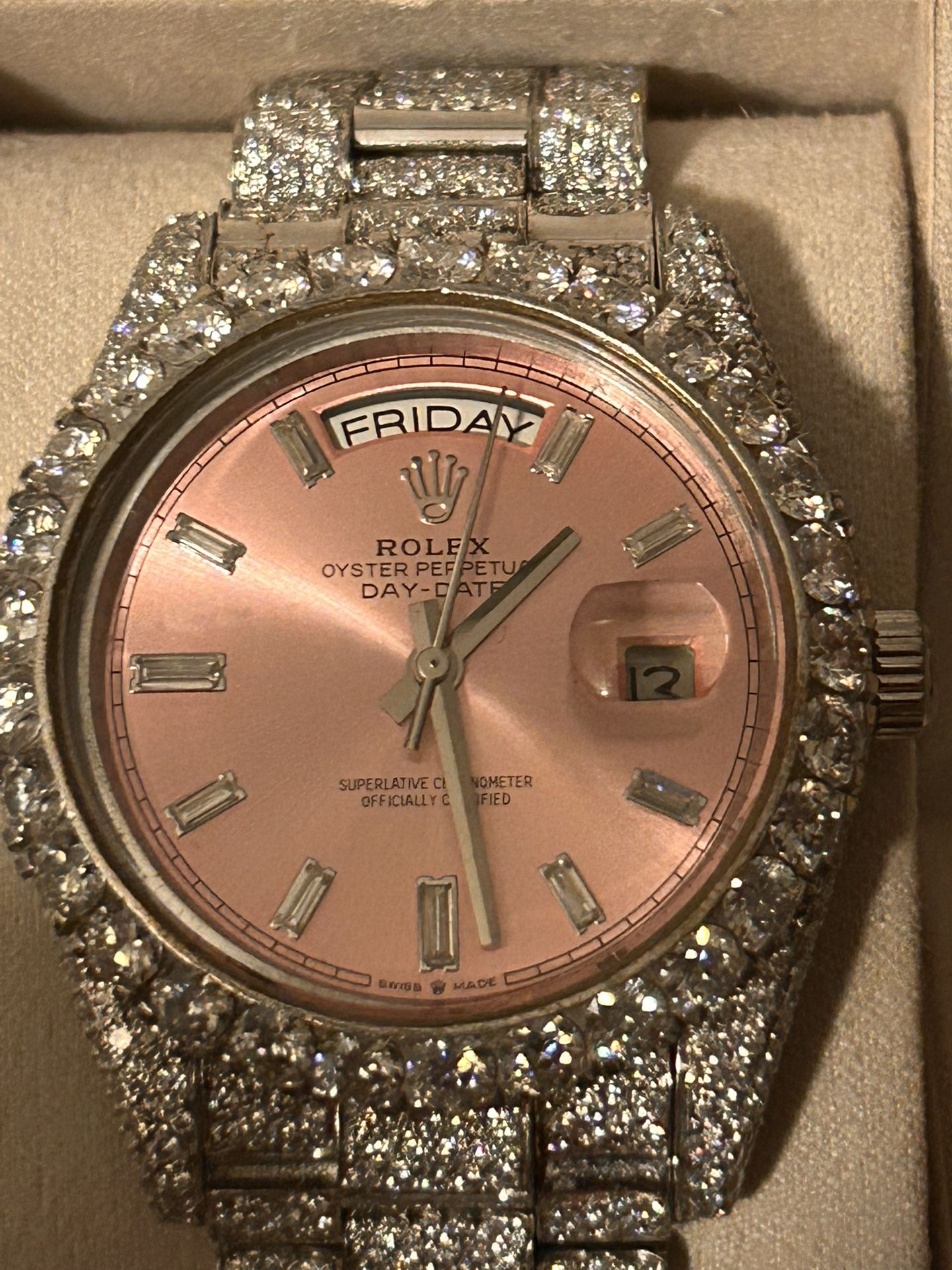 High Quality Vvs Moissanite Bustdown Watch