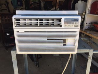 Ac window used 8.000-BTU