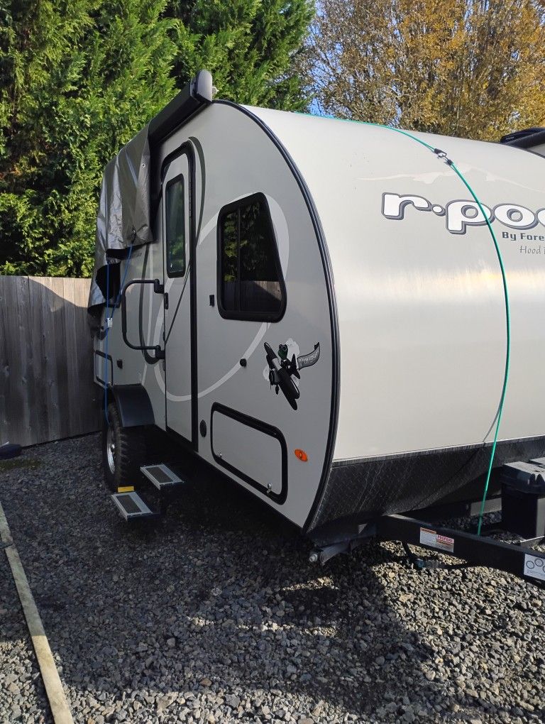 2019 R Pod Forest River Edition