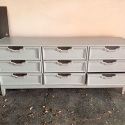 Beautiful solid wood dresser