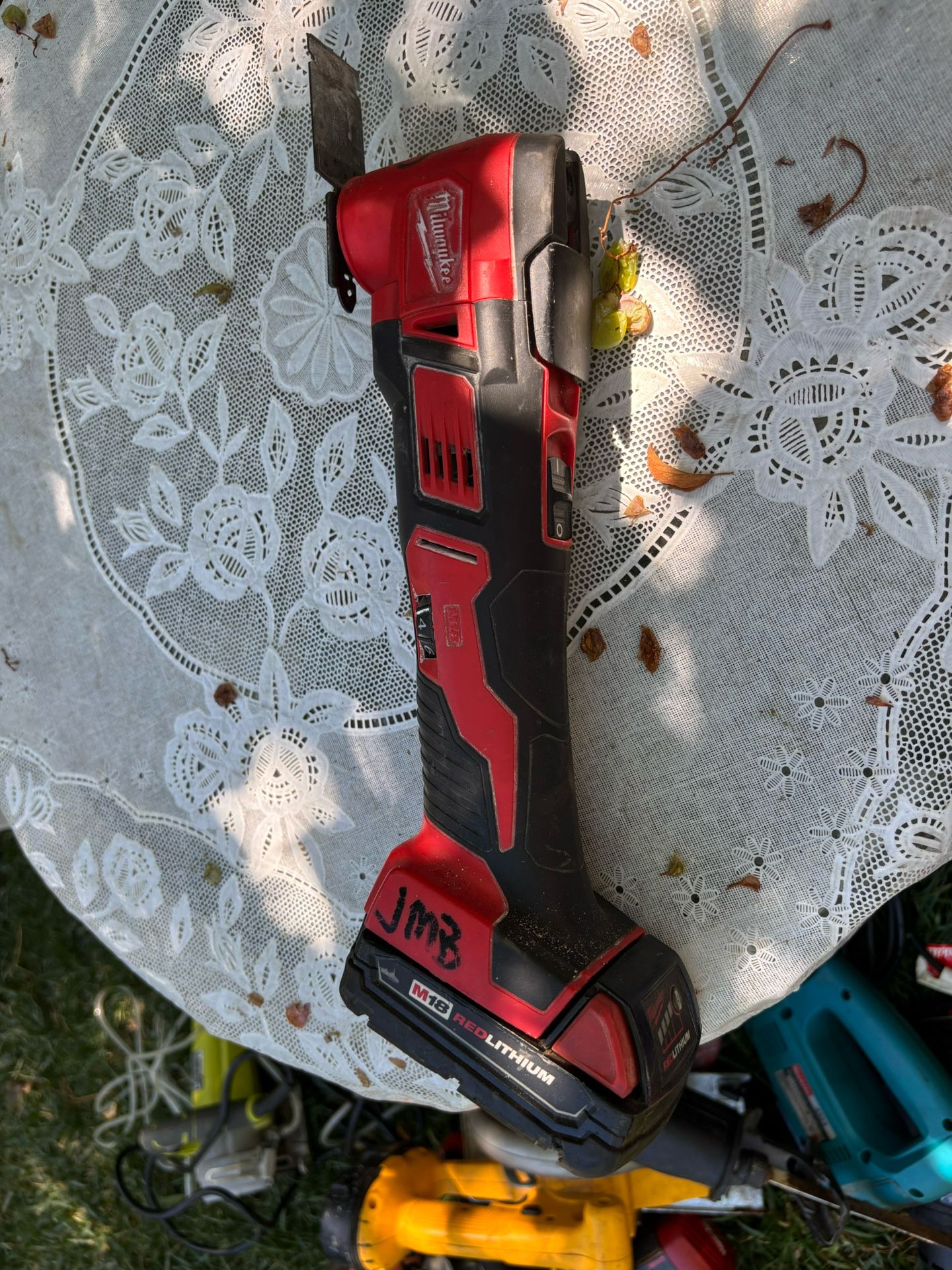 M18 18V Lithium Ion Cordless Oscillating Multi Tool (Tool Only)