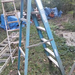 8 Ft Werner Fiberglass Ladder