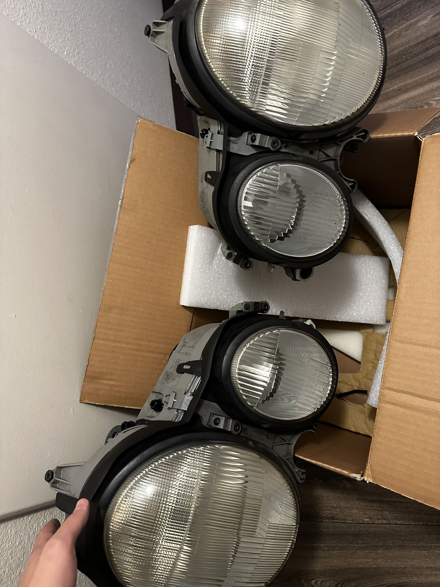 Headlights For Mercedes-benz W210