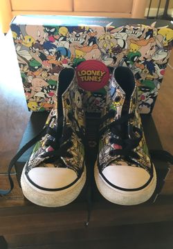 Looney Tunes converse