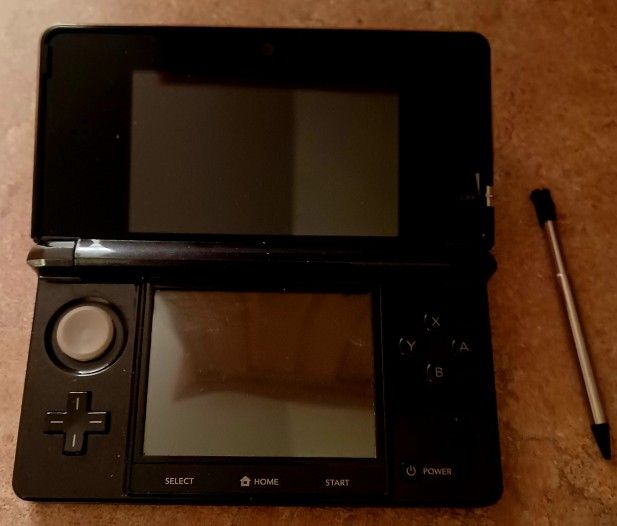 3DS (Used, Great Condition)