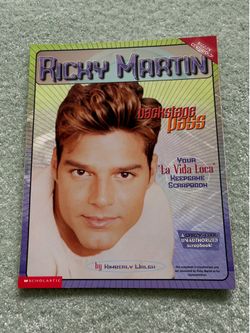Ricky Martin: Backstage Pass Keepsake Scrapbook (1999 Scholastic) Like New/Mint