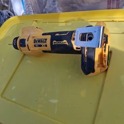 Dewalt DCE555