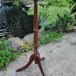 Plant Stand 
