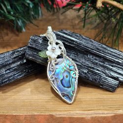 Stunning Abalone Shell Necklace In Sterling Silver