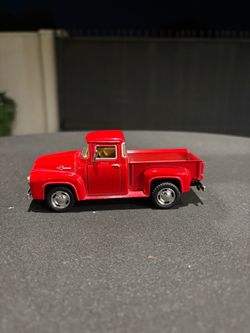 1956 Ford F-100 Pickup Truck Diecast Model Toy Car – Red, 1:38 Scale