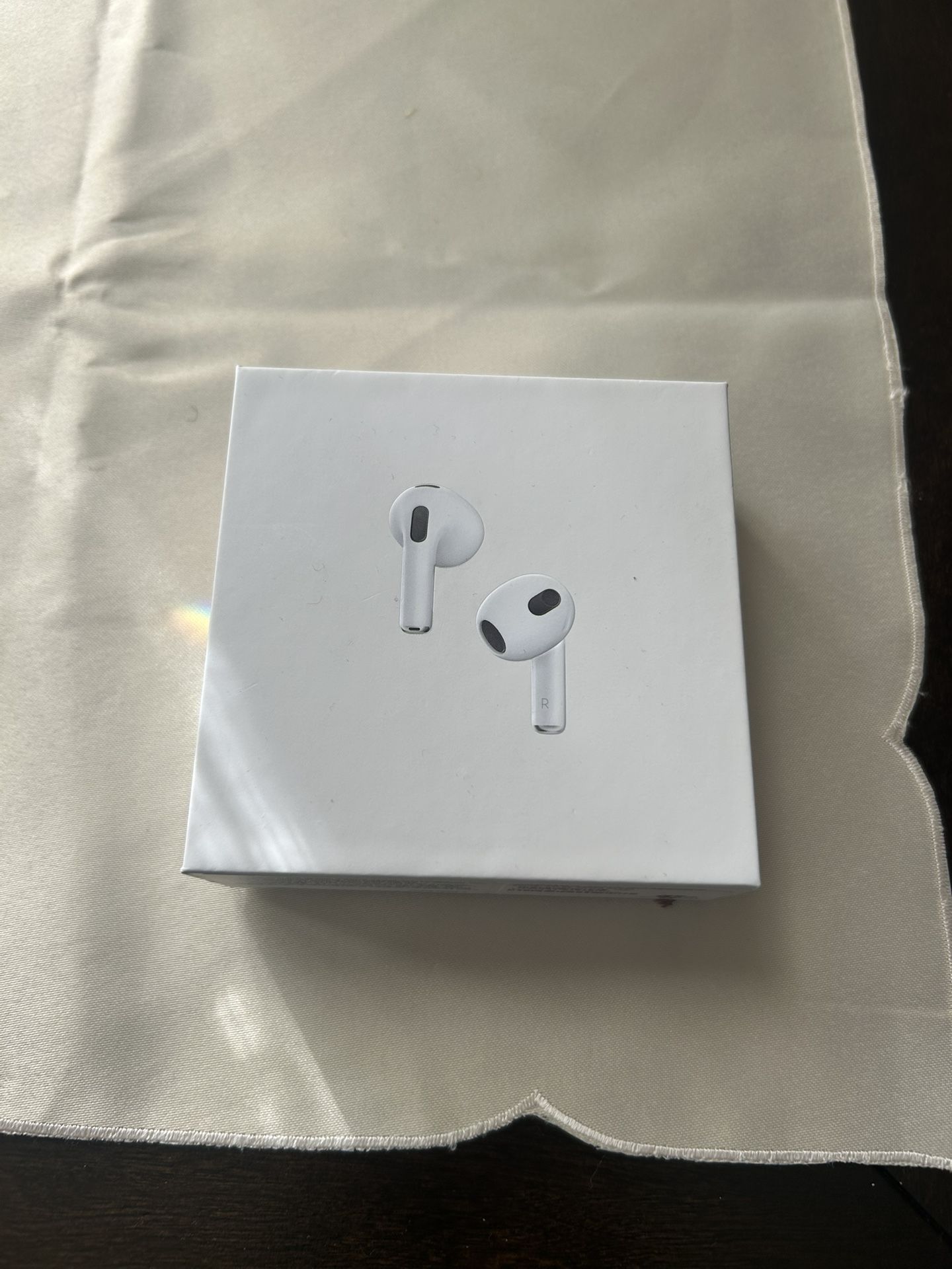 Airpod gen 3