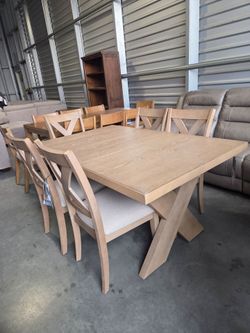 Augusta Dining Table and 6 Chairs


Constructed from Rubberwood and Poplar Solids with Oak Veneers
Integrated Self-Storing Butterfly Table Leaf
Chairs