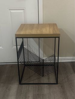 Modern Side Table with Wire Magazine Rack