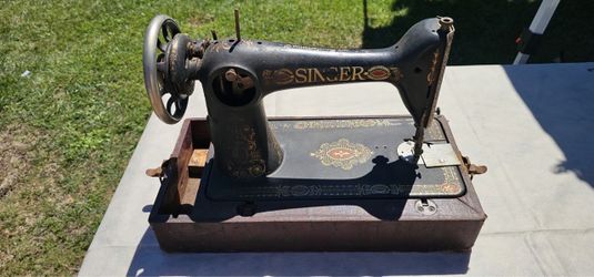 Vintage Sewing Machine