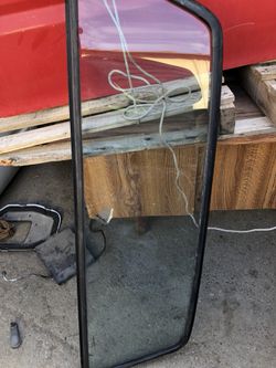 Mazda pick up 88 rear window