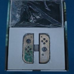 Nintendo Switch Oled Zelda Edition 