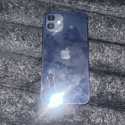 Apple iPhone 13 (Locked)