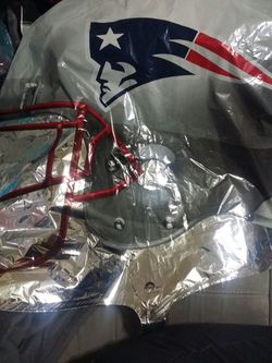 Patriots helmet mylar balloon
