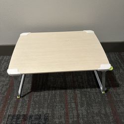 Small Desk Foldable Laptop