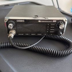 UNIDEN CB Radio