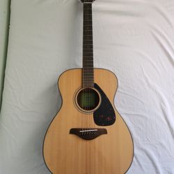 Yamaha FS 800 Acouatic Guitar