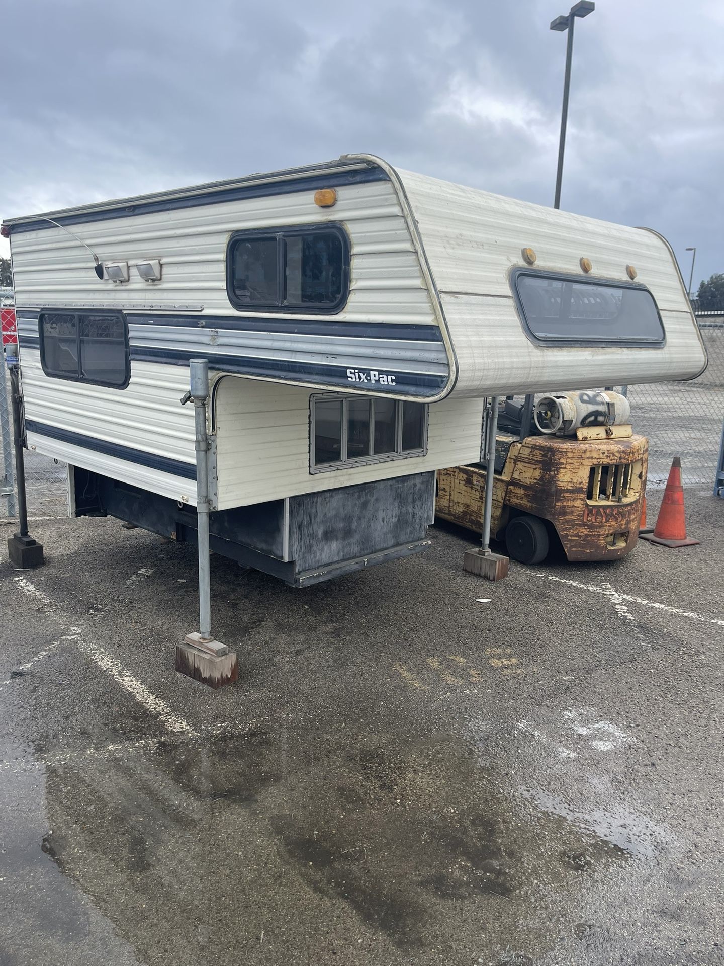 1989 Six Pac Camper for Sale in Long Beach, CA OfferUp