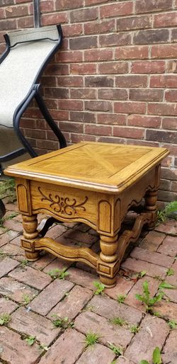 Side table nightstand