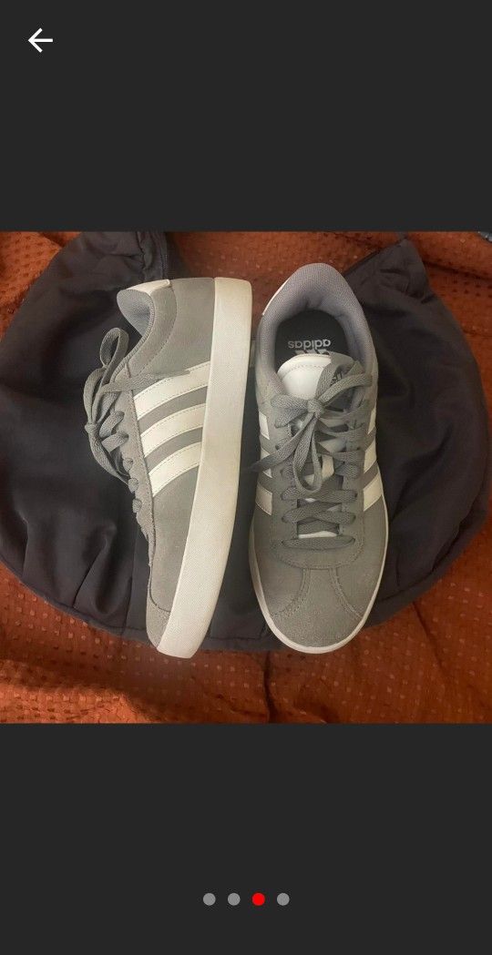 Addidas Mens 7.5