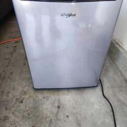 Whirlpool Mini Fridge