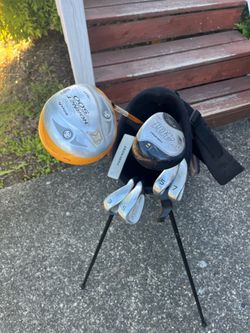 Starter Half Set of Men’s Golf Clubs with Bag
