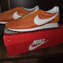 Nike LD-1000 sneakers in the 'Campfire Orange' colorway. Size 12 Men 