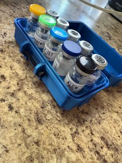 Peptide carrying case