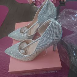 Ladies Heels Size 8