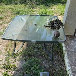 Aluminum Patio Table And 4 Chairs