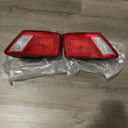 🔥 OEM Lexus ES350 Tail Lights (2009) – Excellent Condition
