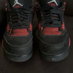 Jordan 4s red thunders