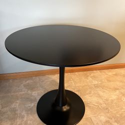 Black Round Table