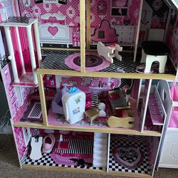 Barbie House