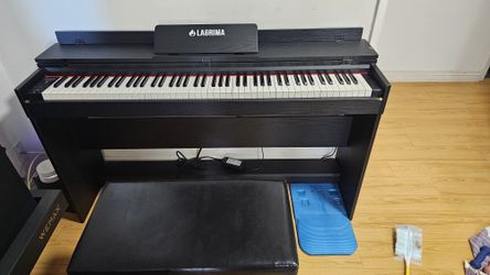Lagrima Weighted Digital Piano