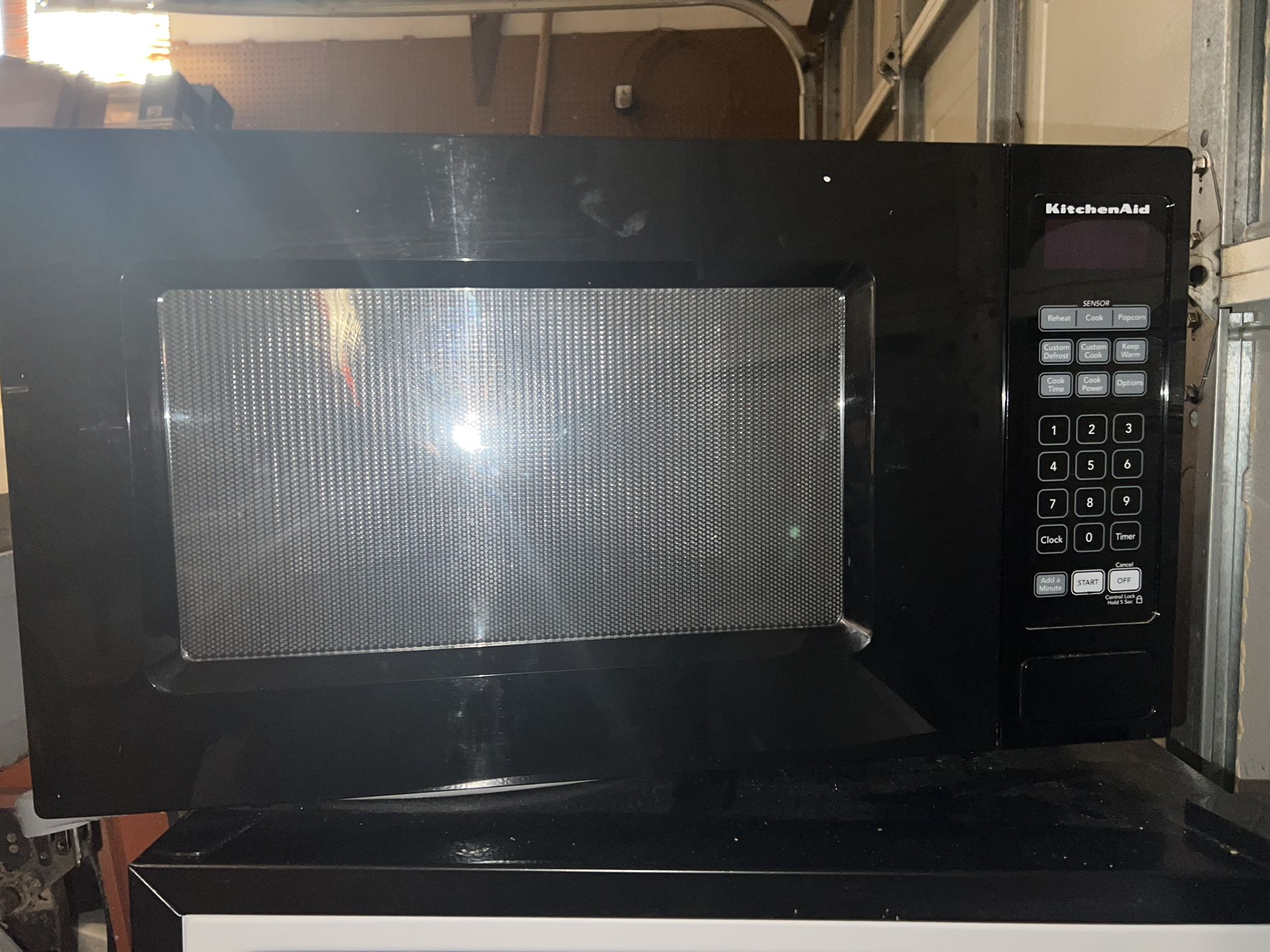 Kitchen aid Microwave 