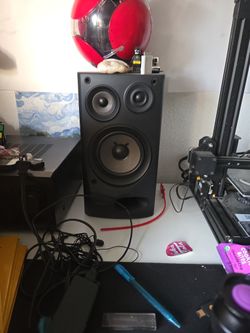 Stero Speakers