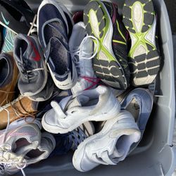 Shoes Mens Womens Tennis Shoes Lot