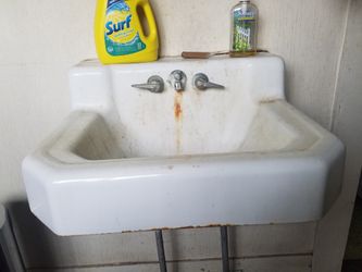 Heavy duty antique porcelain cast iron sink