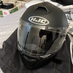 HJC i10 Modular Motorcycle Helmet *almost New*