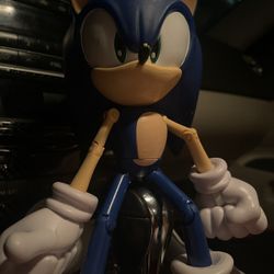 Sonic Figure Toy