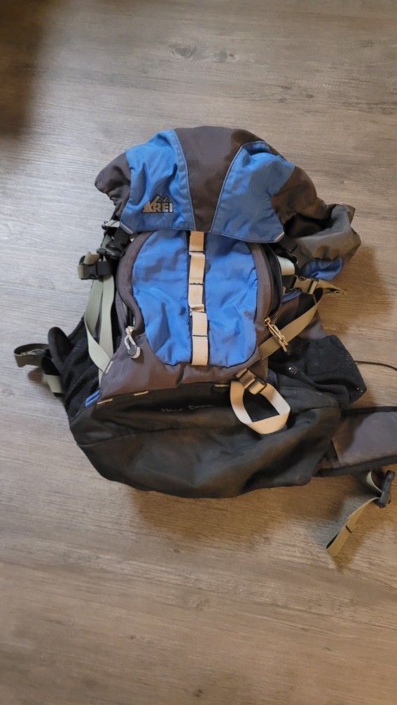 REI Backpack Day