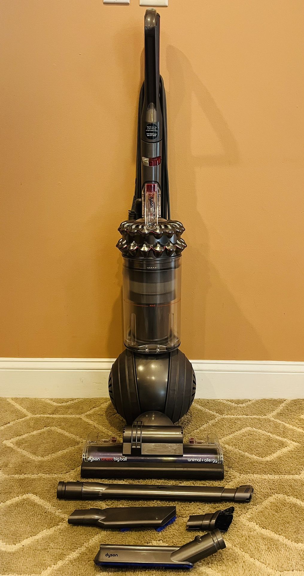 Dyson Cinetic , Animal And Allergy Vacuum Cleaner