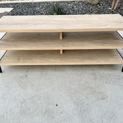 Entertainment TV Stand 