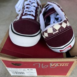 Vans Shoes Size 6