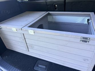 Small animal hutch